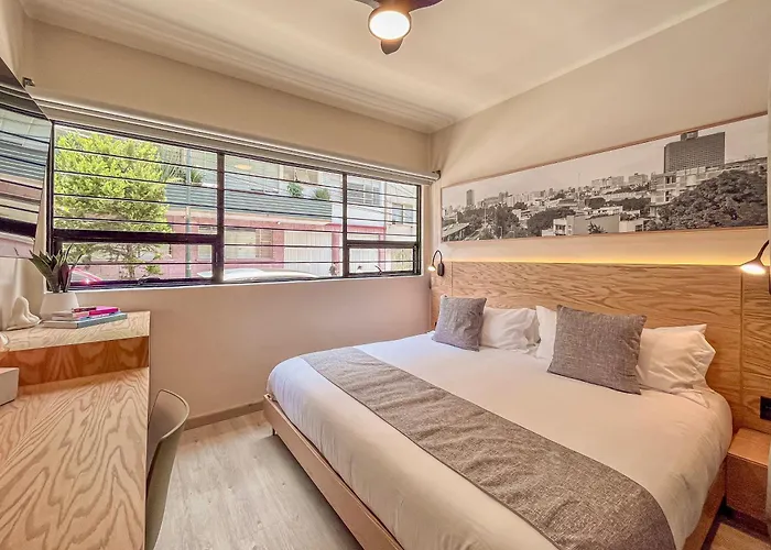 Mi Zona Lodging Wtc